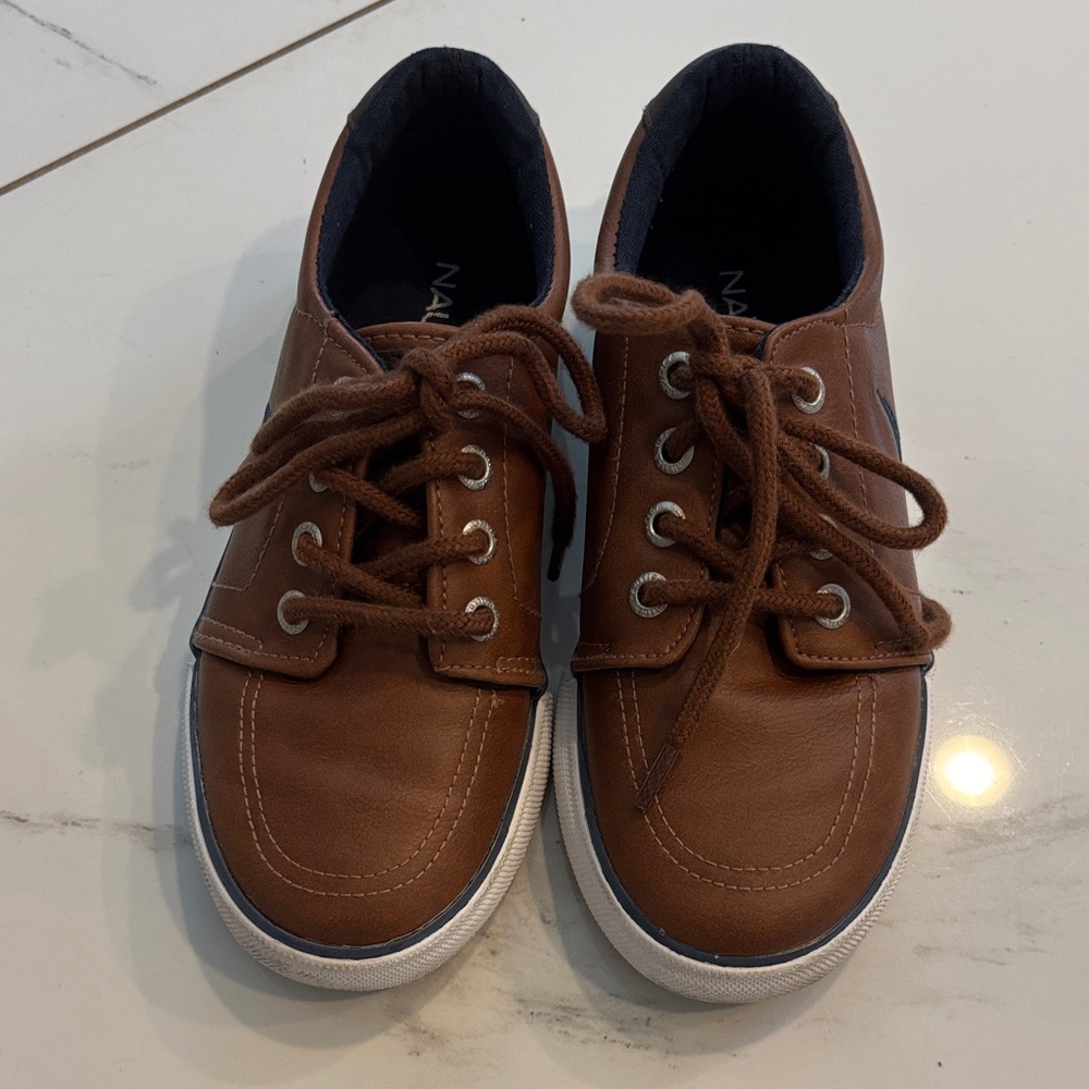 Nautica Brown and Navy Casual Lace-Up Shoes